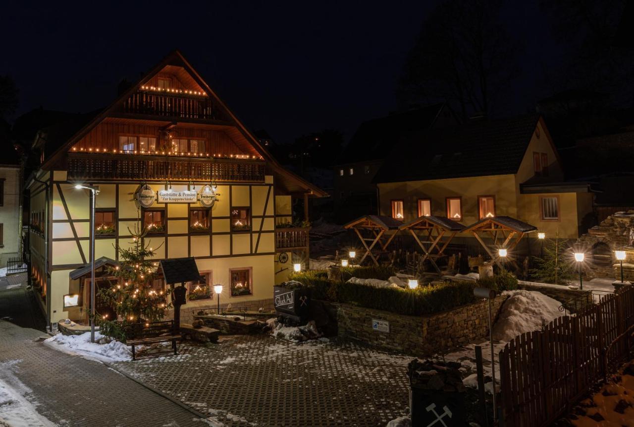 Pension Und Gaststaette Zur Knappenschaenke Thermalbad Wiesenbad Exterior photo